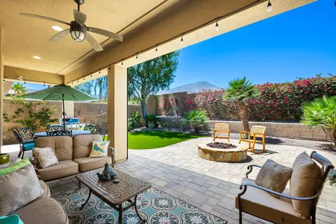 61285 Living Stone Dr, La Quinta, CA 92253