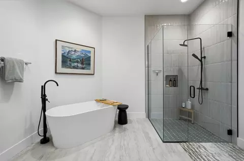 Bath - 80563 Pebble Bch, La Quinta, CA 92253 photo 5 of 5