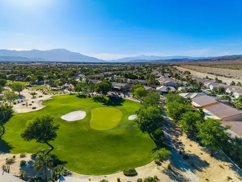 View/Area - 81667 Avenida Viesca, Indio, CA 92203 photo 6 of 18