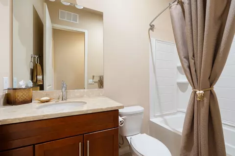 Bath - 81667 Avenida Viesca, Indio, CA 92203 photo 1 of 5