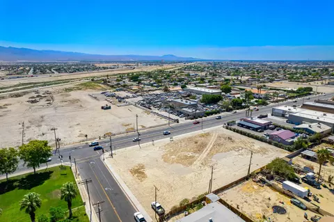 12345 Jackson St, Indio, CA 92201 photo 7