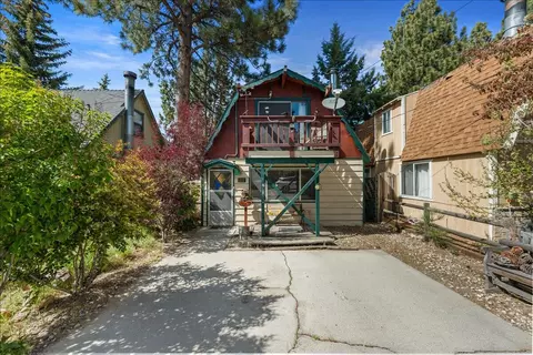 1123 W Aeroplane Blvd, Big Bear City, CA 92314