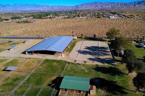 20555 Mountain View Rd, Desert Hot Springs, CA 92241