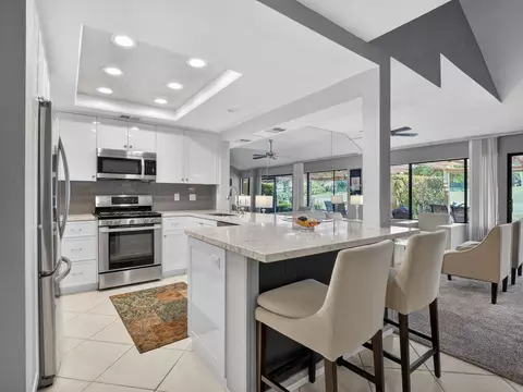 41715 Woodhaven Dr W, Palm Desert, CA 92211