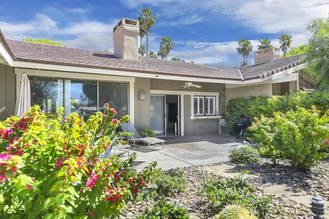 293 Bouquet Canyon Dr, Palm Desert, CA 92211