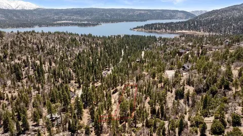 1286 Fawnskin Dr, Fawnskin, CA 92333