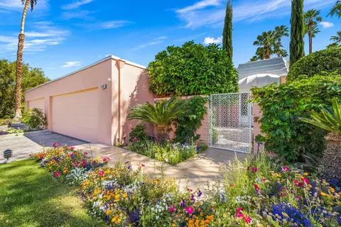 47432 Medina Dr W, Palm Desert, CA 92260