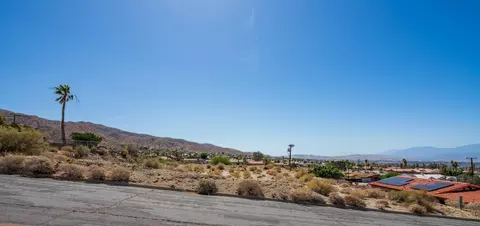 9288 Calle De Vecinos, Desert Hot Springs, CA 92240