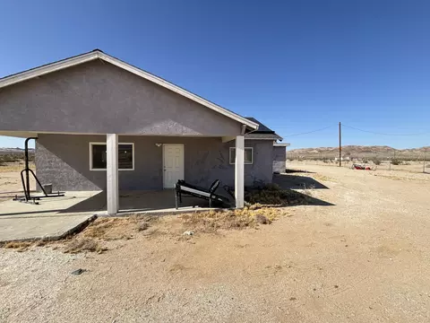 Exterior - 76434 Encanto Dr, Twentynine Palms, CA 92277 photo 6 of 7