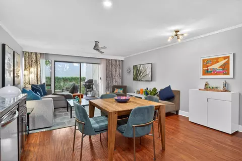 1655 E Palm Canyon Dr, Palm Springs, CA 92264