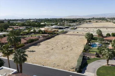 2 Carrera Pl, Rancho Mirage, CA 92270