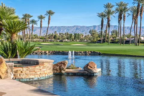 65 Mayfair Dr, Rancho Mirage, CA 92270