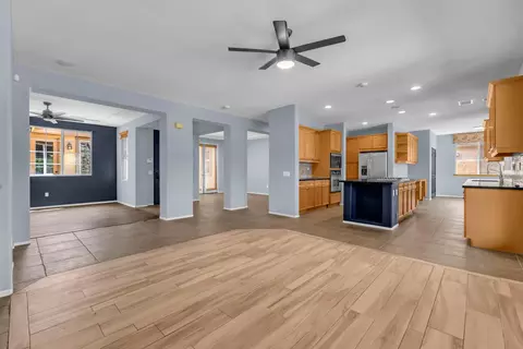 Living - 82938 Generations Dr, Indio, CA 92203 photo 5 of 11