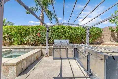 Kitchen - 82938 Generations Dr, Indio, CA 92203 photo 10 of 10