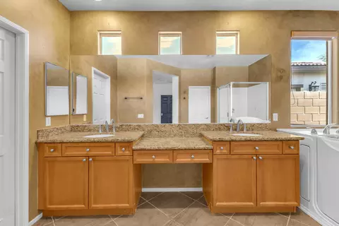 Bath - 82938 Generations Dr, Indio, CA 92203 photo 3 of 8