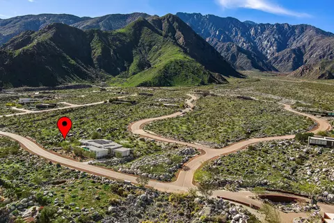 2321 Vista Palizada Dr, Palm Springs, CA 92262