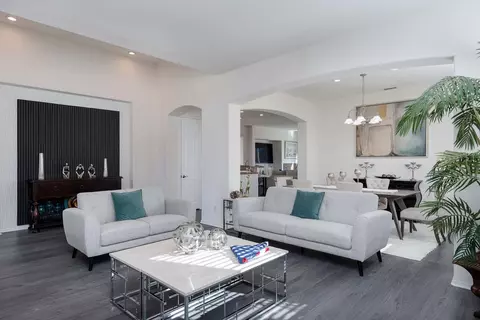Living - 49534 Lewis Rd, Indio, CA 92201 photo 2 of 4