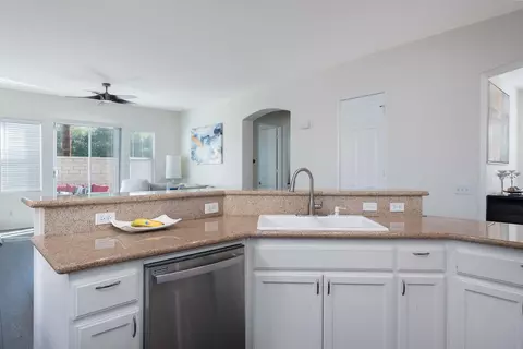 Kitchen - 49534 Lewis Rd, Indio, CA 92201 photo 3 of 5