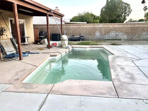 45435 King Palm Dr, Indio, CA 92201 photo 2