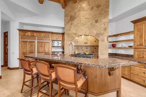 Kitchen - 83054 S Bay Dr, Indio, CA 92203 photo 4 of 12