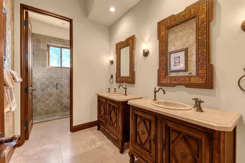 Bath - 83054 S Bay Dr, Indio, CA 92203 photo 4 of 10