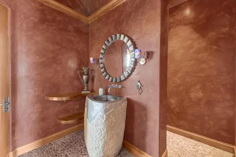 Bath - 83054 S Bay Dr, Indio, CA 92203 photo 6 of 10