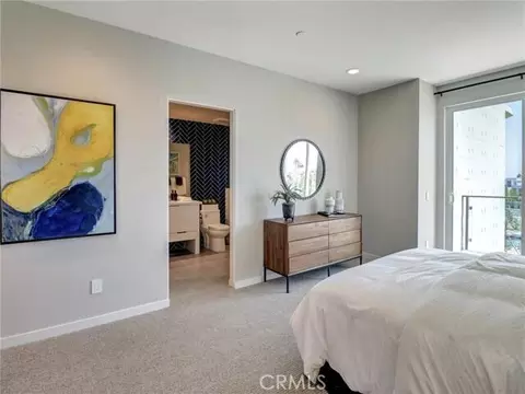 Bedroom - 706 Obsidian Loop E, Palm Springs, CA 92264 photo 6 of 8