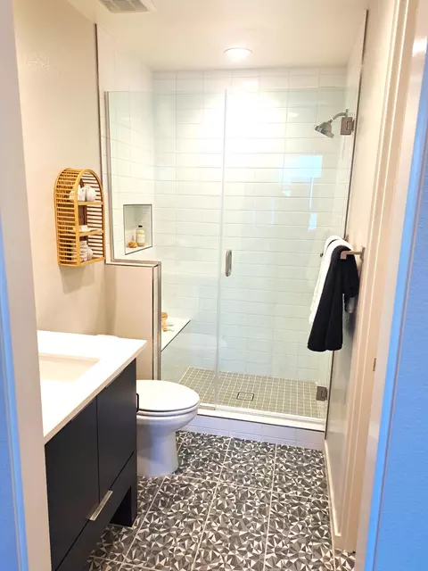 Bath - 730 Obsidian Loop E, Palm Springs, CA 92264 photo 4 of 4