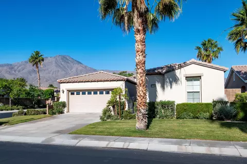 61125 Living Stone Dr, La Quinta, CA 92253