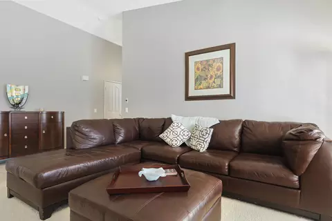 Living - 54 Sutton Pl E, Palm Desert, CA 92211 photo 5 of 5