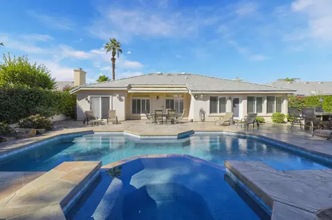 Exterior - 54 Sutton Pl E, Palm Desert, CA 92211 photo 7 of 13