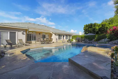 Exterior - 54 Sutton Pl E, Palm Desert, CA 92211 photo 9 of 13