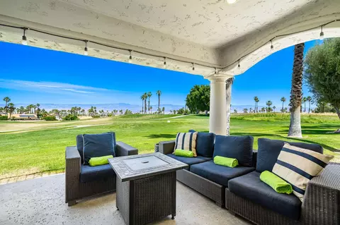 673 Vista Lago Cir N, Palm Desert, CA 92211