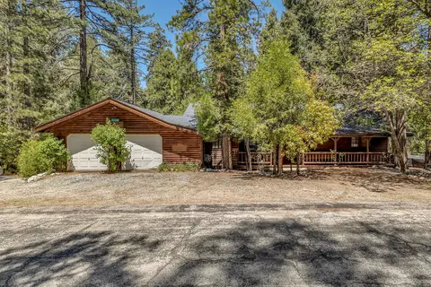 54240 Strawberry Valley Dr, Idyllwild, CA 92549