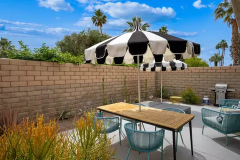 1988 E Sandalwood Dr, Palm Springs, CA 92262