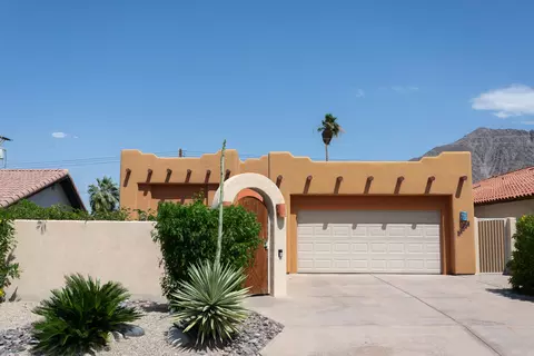 52698 Avenida Herrera, La Quinta, CA 92253
