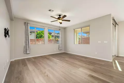 Living - 51578 Golden Eagle Dr, Indio, CA 92201 photo 4 of 10