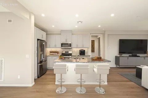 Kitchen - 51578 Golden Eagle Dr, Indio, CA 92201 photo 6 of 7