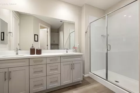 Bath - 51578 Golden Eagle Dr, Indio, CA 92201 photo 3 of 6
