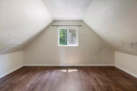 Bedroom - 22928 Laurel Ln, Crestline, CA 92325 photo 2 of 3