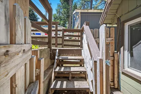 Exterior - 22928 Laurel Ln, Crestline, CA 92325 photo 5 of 15