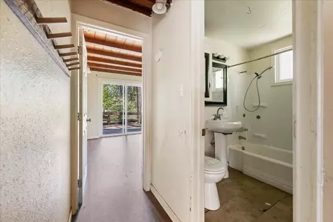 Entry Way - 22928 Laurel Ln, Crestline, CA 92325 photo 2 of 5