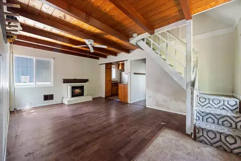 Living - 22928 Laurel Ln, Crestline, CA 92325 photo 1 of 3