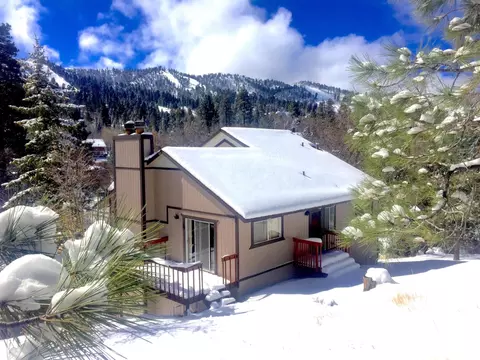 43602 Bow Canyon Ln, Big Bear Lake, CA 92315