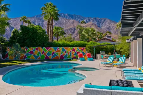 1161 El Escudero, Palm Springs, CA 92262