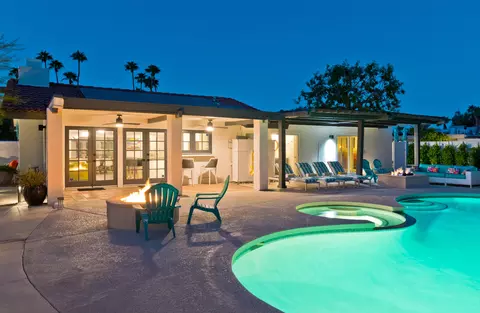 1161 El Escudero, Palm Springs, CA 92262