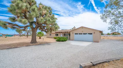 1823 Hilton Ave, Yucca Valley, CA 92284