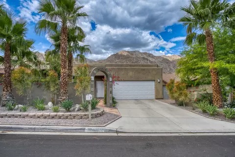 53595 Avenida Diaz, La Quinta, CA 92253