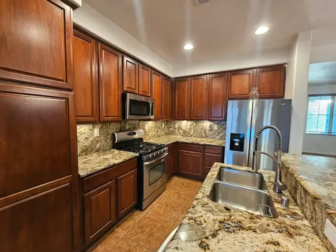 Kitchen - 37566 Ullswater Dr, Indio, CA 92203 photo 2 of 2