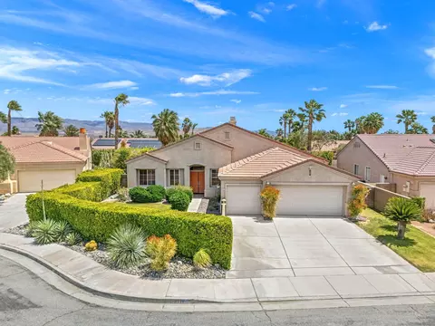 3411 E Circulo San Sorrento Rd, Palm Springs, CA 92262
